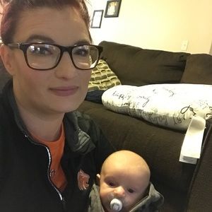 Meet your Posher, Hillary